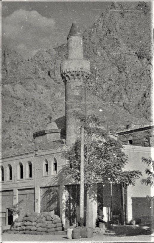 Kilari Camii, 1937