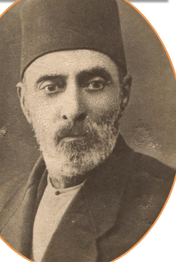 Fesli, sakallı Osmanzade Akif Bey'in portresi